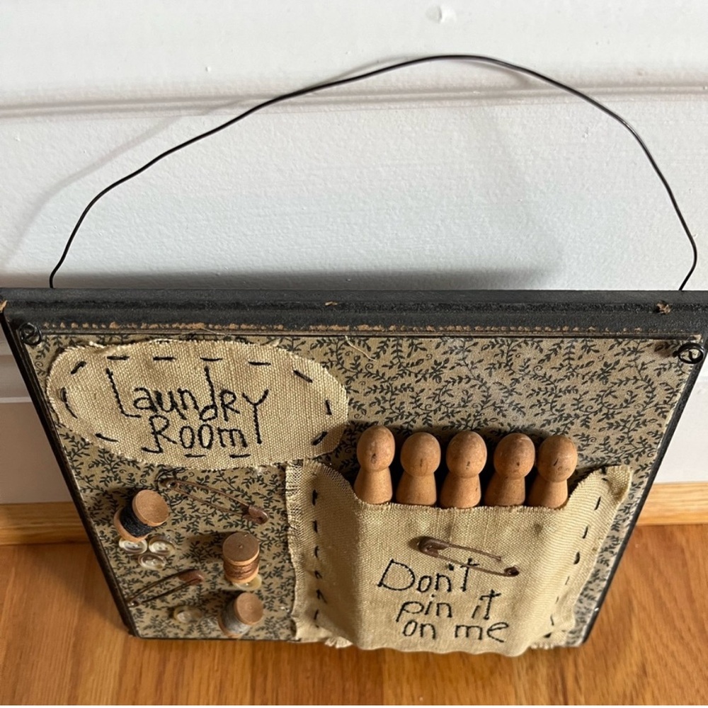 Distressed Laundry Room Sign Farmhouse Style - Picture 4 of 6